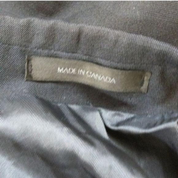 DKNY black 3 front pocket Blazer Size 42 regular - Picture 7 of 8